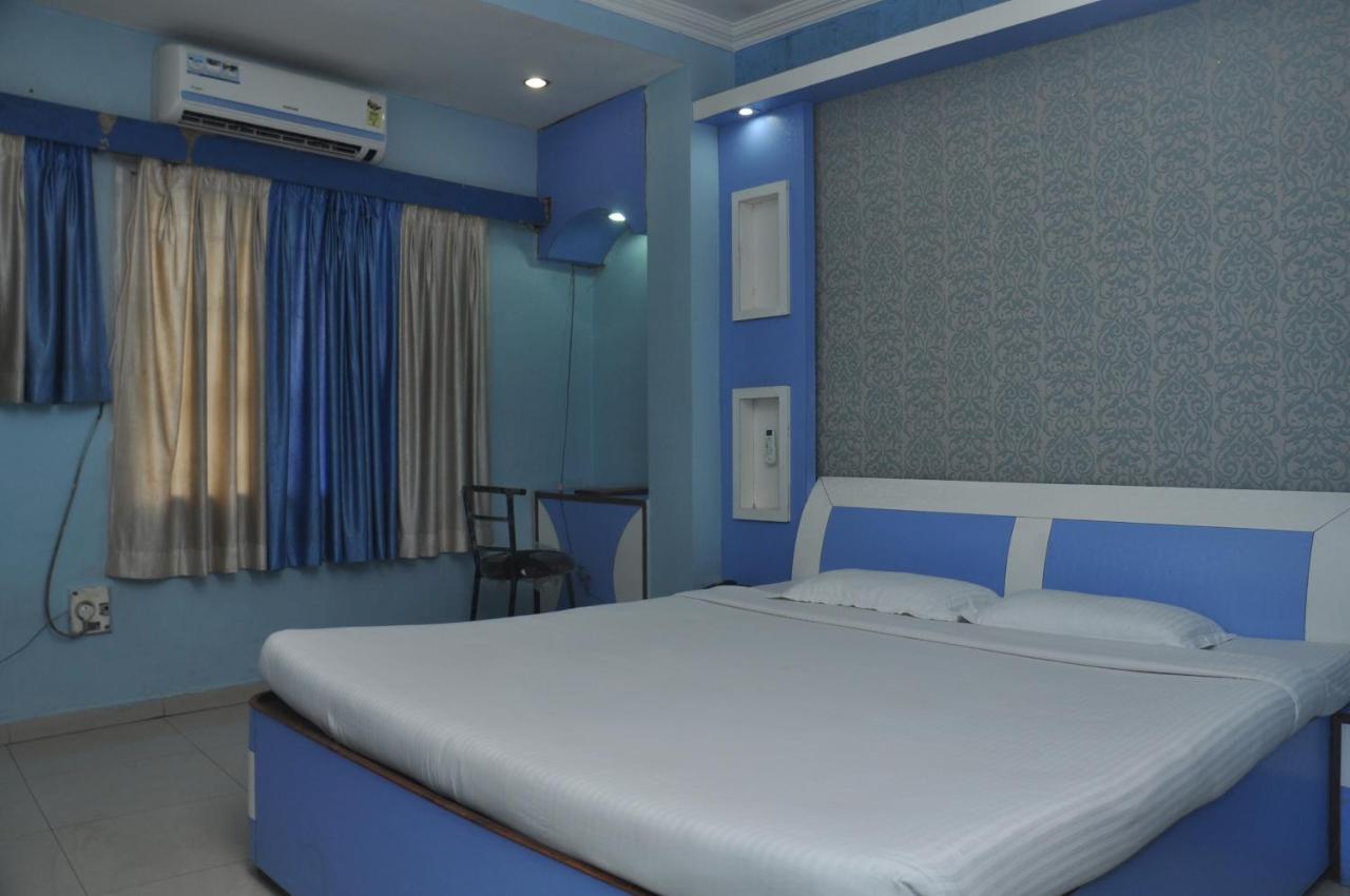 Hotel Grand Arjun Rāipur Exterior foto